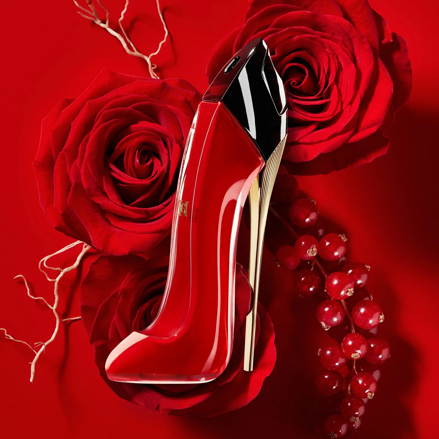 Very Good Girl - Eau De Parfum - Kırmızı Frenk Üzümü, Liçi, Gül